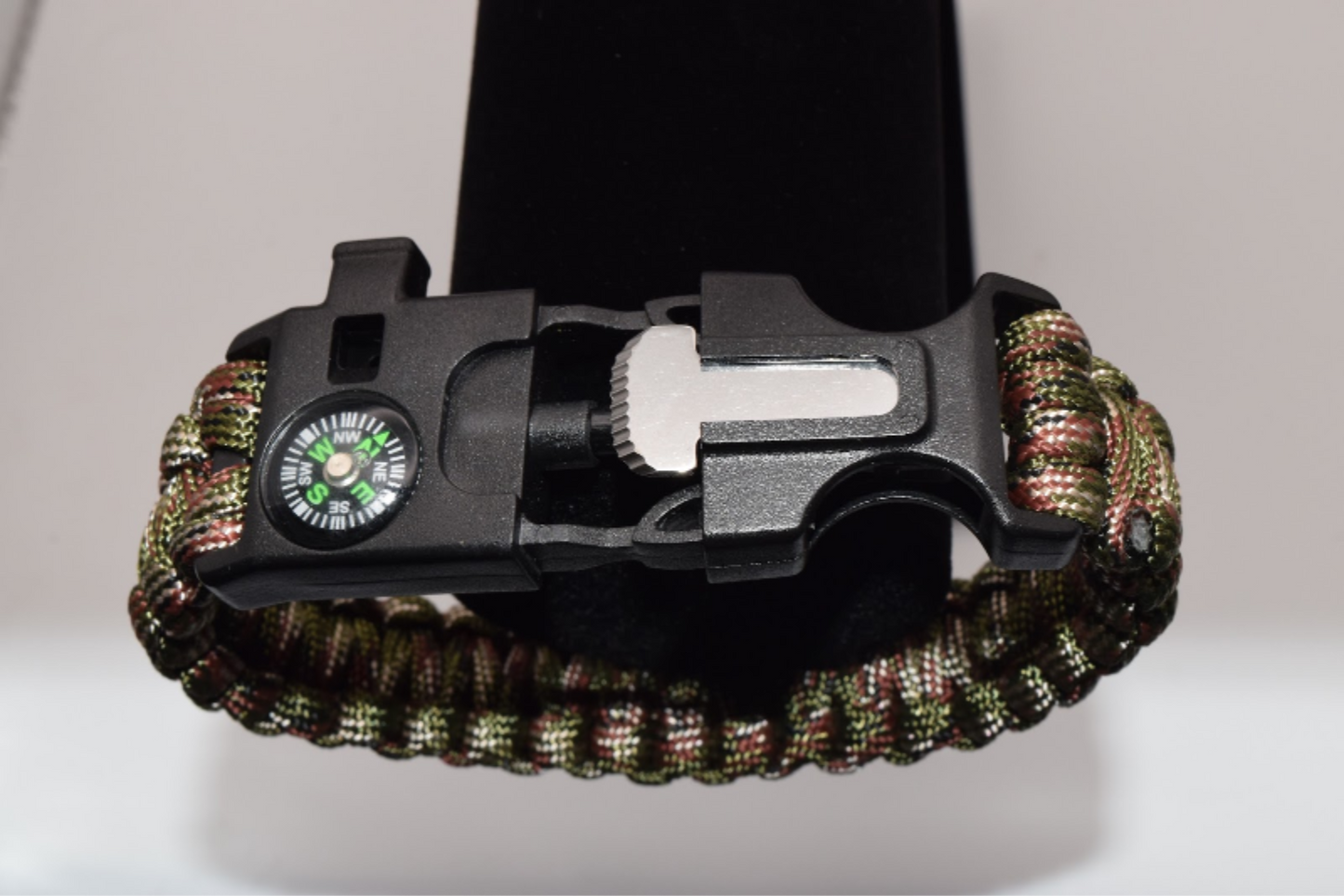 Survival Multifunctional Bracelet - Camouflage